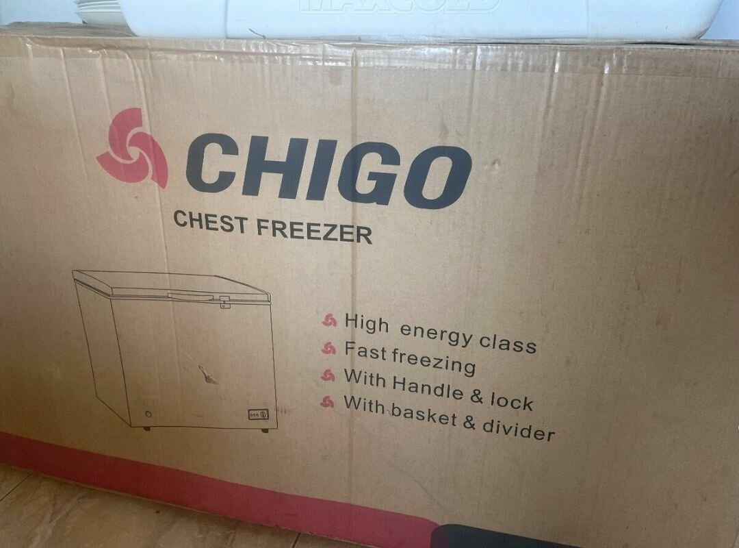 Chigo chest freezer