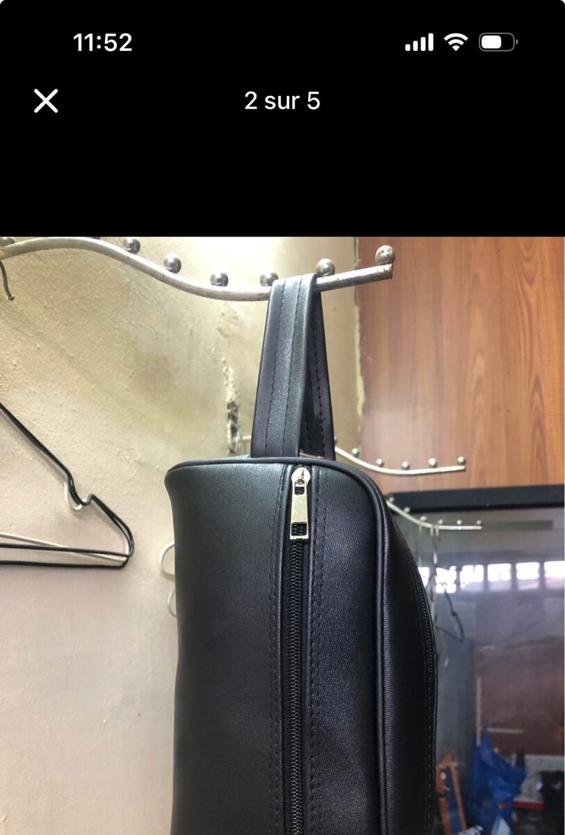 Sacoche en cuir noire élégante