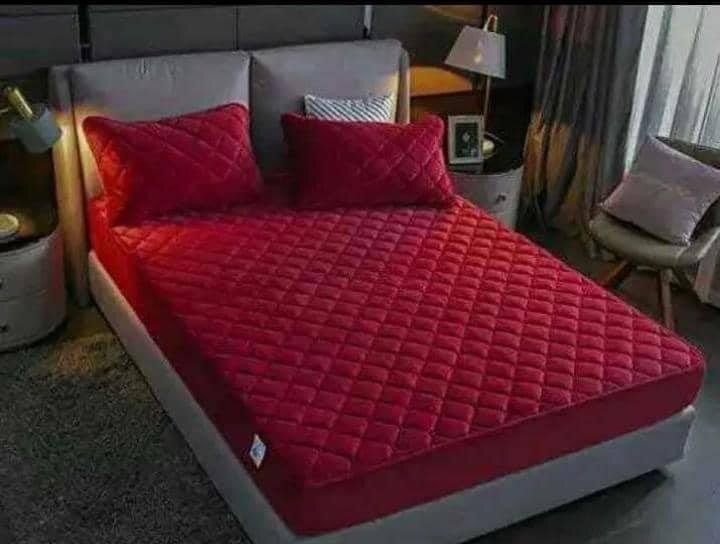 3 pieces  Queen size and king size   All waterproof