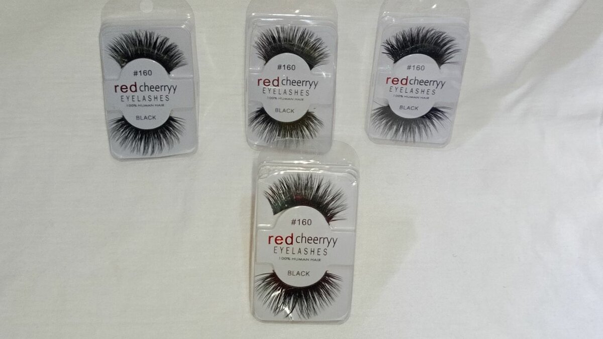 Cils Red Cherry Noir Volumineux