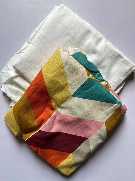 Plain and pattern fabric