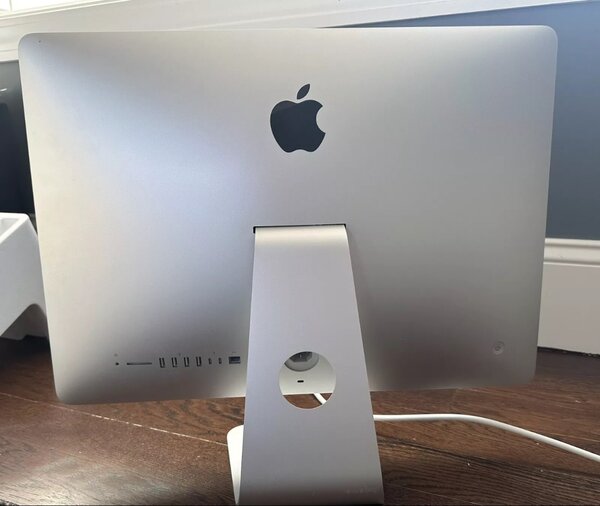 21.5 inch iMac, 2017