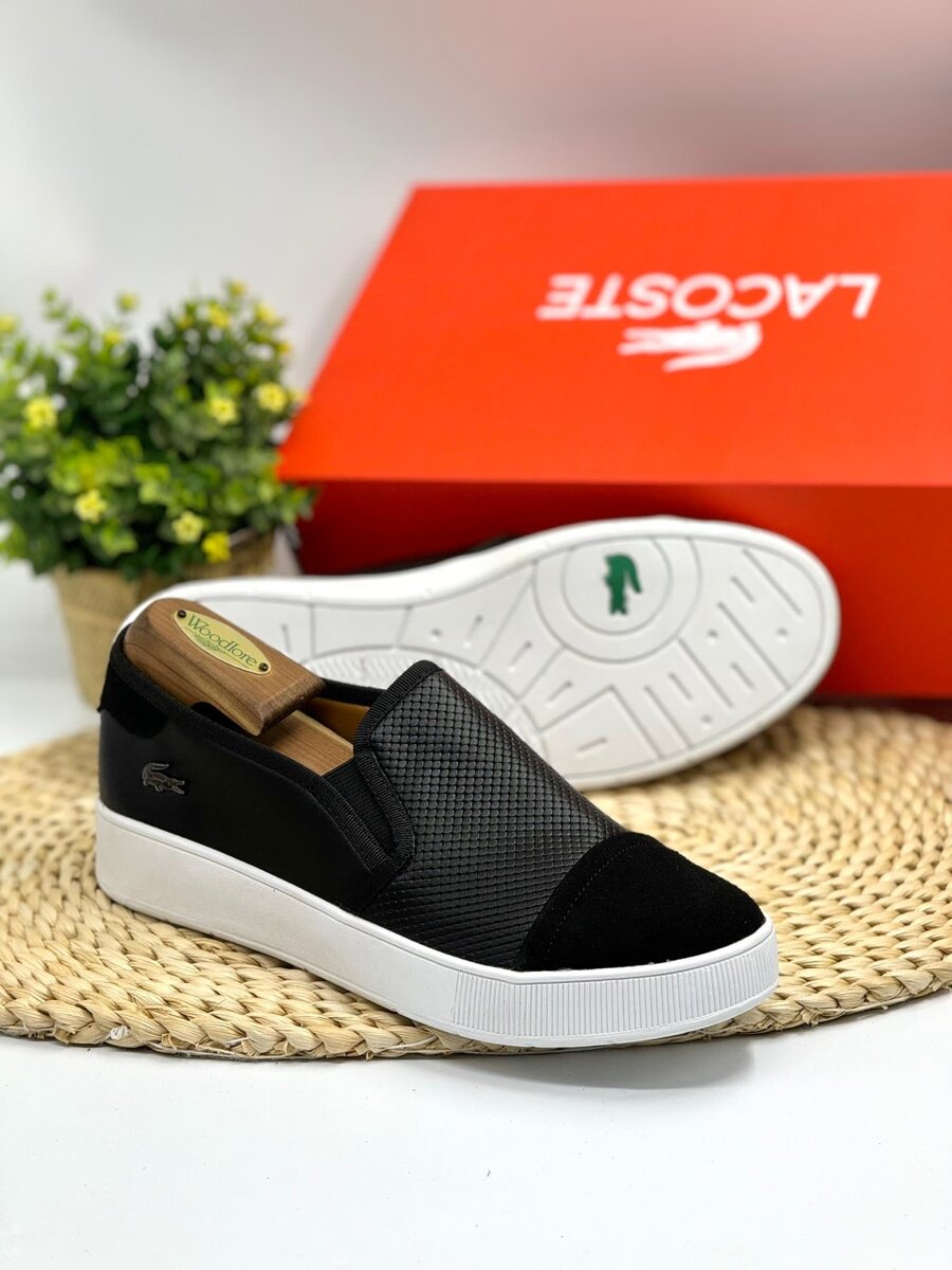 LACOSTE BLACK AND WHITE