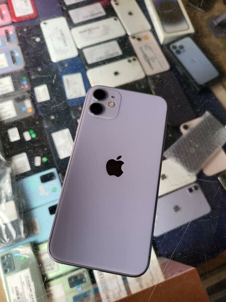 iPhone 11