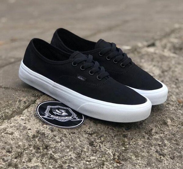 Chaussures Vans tendance unisexes