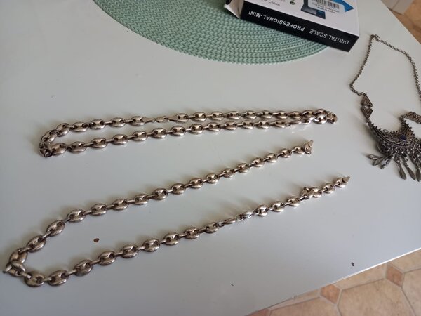 Collier en acier inoxydable élégant