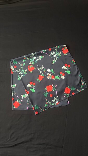 Шелковый платок