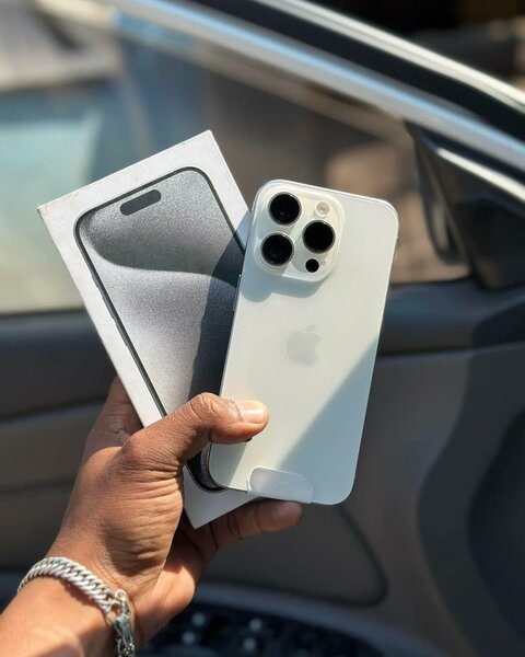 IPHONE 15 PRO MAX 256GB 