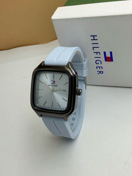 Montre de luxe (hilfiger)