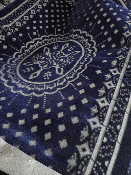 Blue fine quality rug