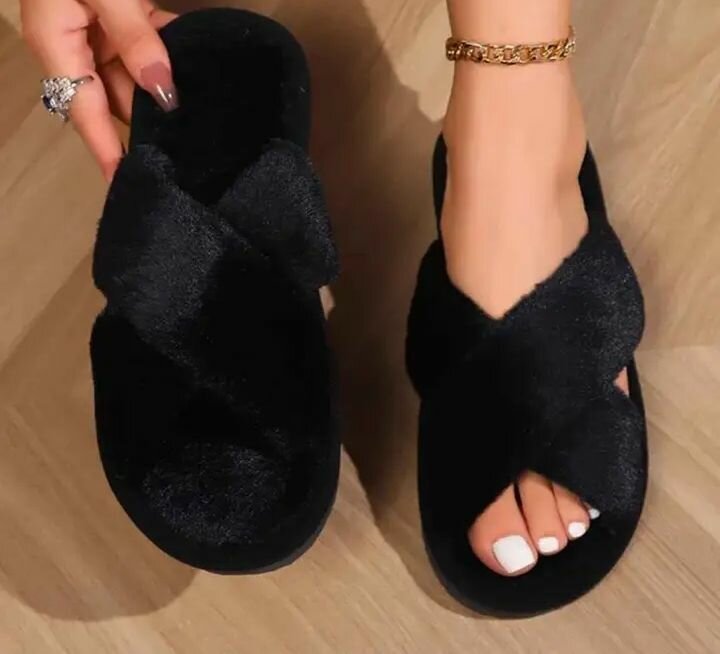 Pantoufles en peluche confortables