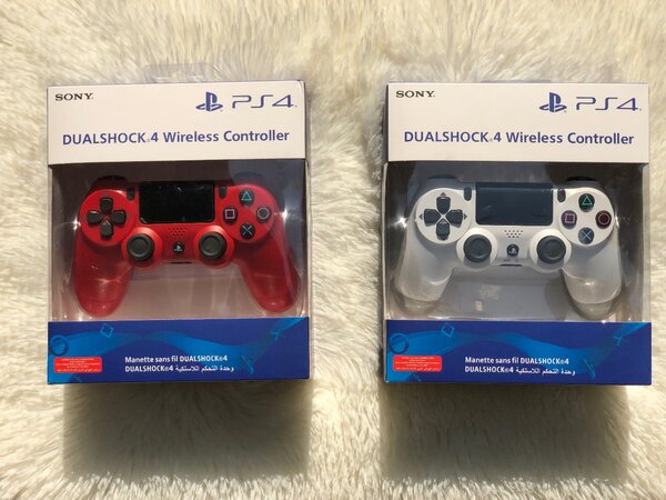 Manette ps4 neuve en promo