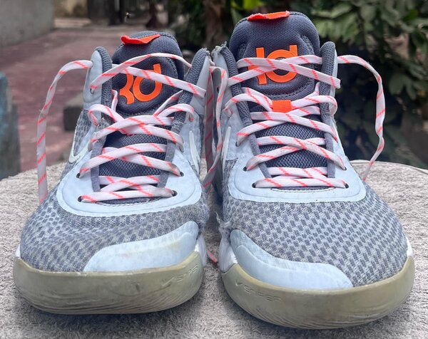 NikeKD Trey 5 IX 'Pure Platin