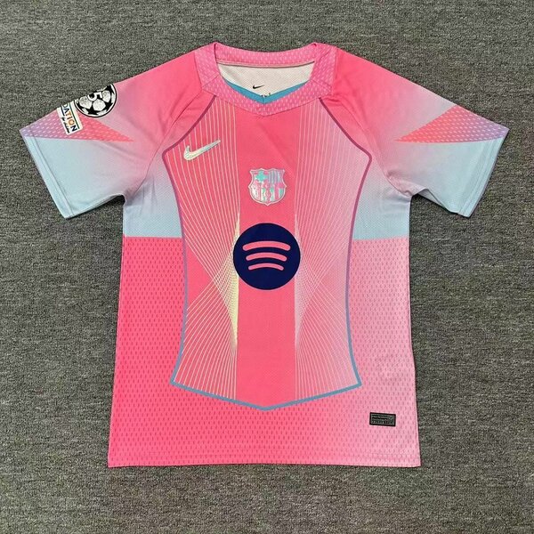 Maillot de football rose