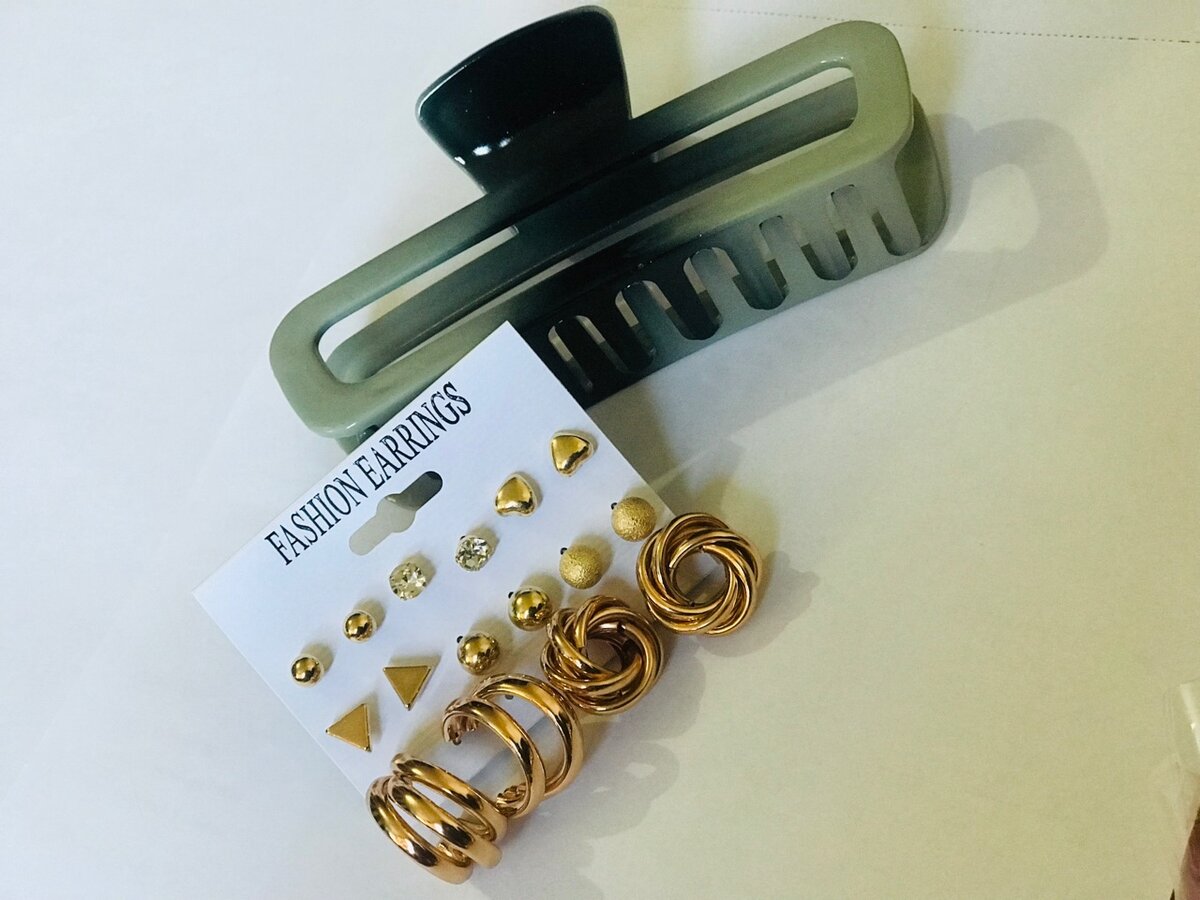 whole set Earrings plus Hair Clip @K150