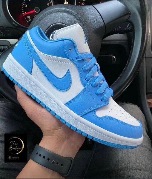 Basket Jordan avec carton