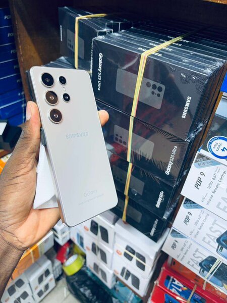 Samsung galaxy S25 ULTRA MINI 512GB 12GB RAM première copie