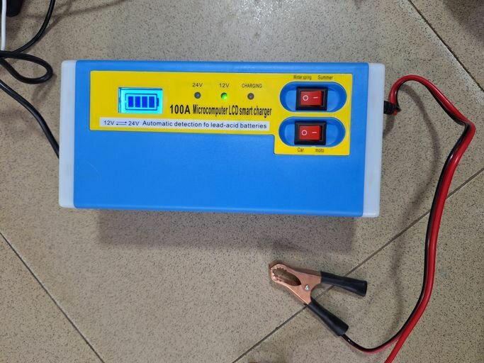 Smart car battery charger