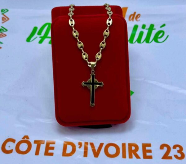 chaînes or plaqué (inox)