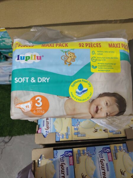 Couches bébé 6-10kg 92 pcs