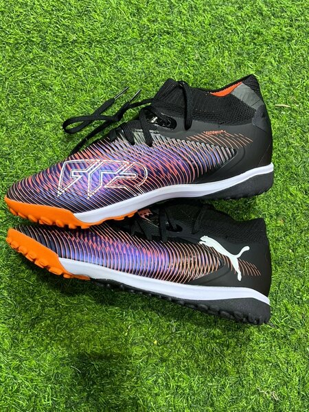 Chaussures de foot légères