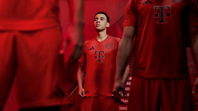 BAYERN MUNICH HOME KIT 24/25
