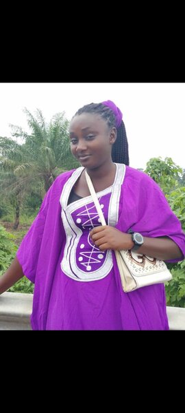 Robe traditionnelle violette