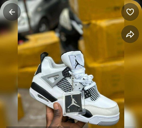 Baskets blanches sport