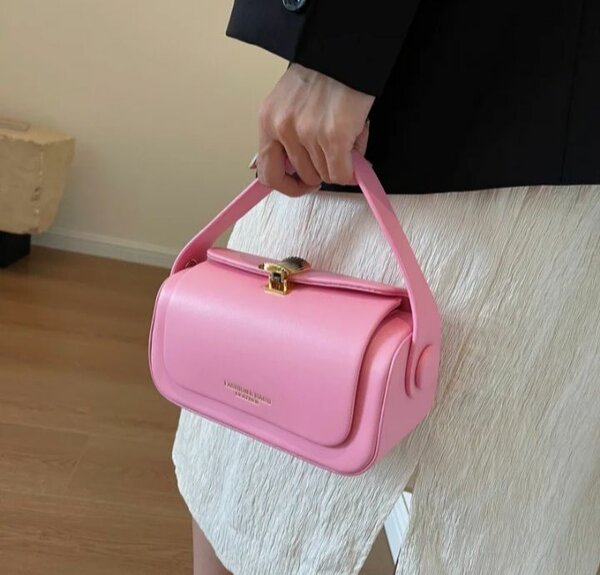 Sac à main élégant en cuir