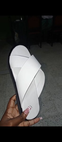 Sandales confectionnées pour hommes