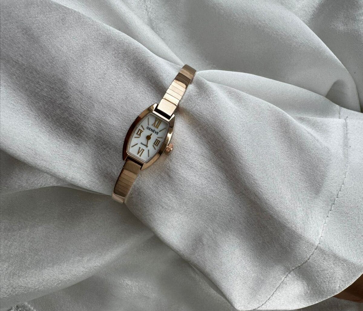 Россиские часы