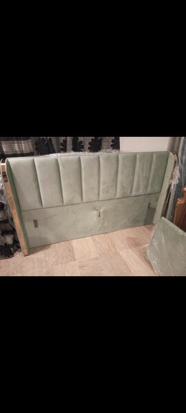 Master bed set with 2 side tables