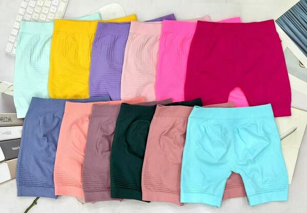 Culottes colorées pour femmes