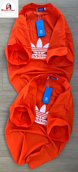 T-shirt Adidas rouge