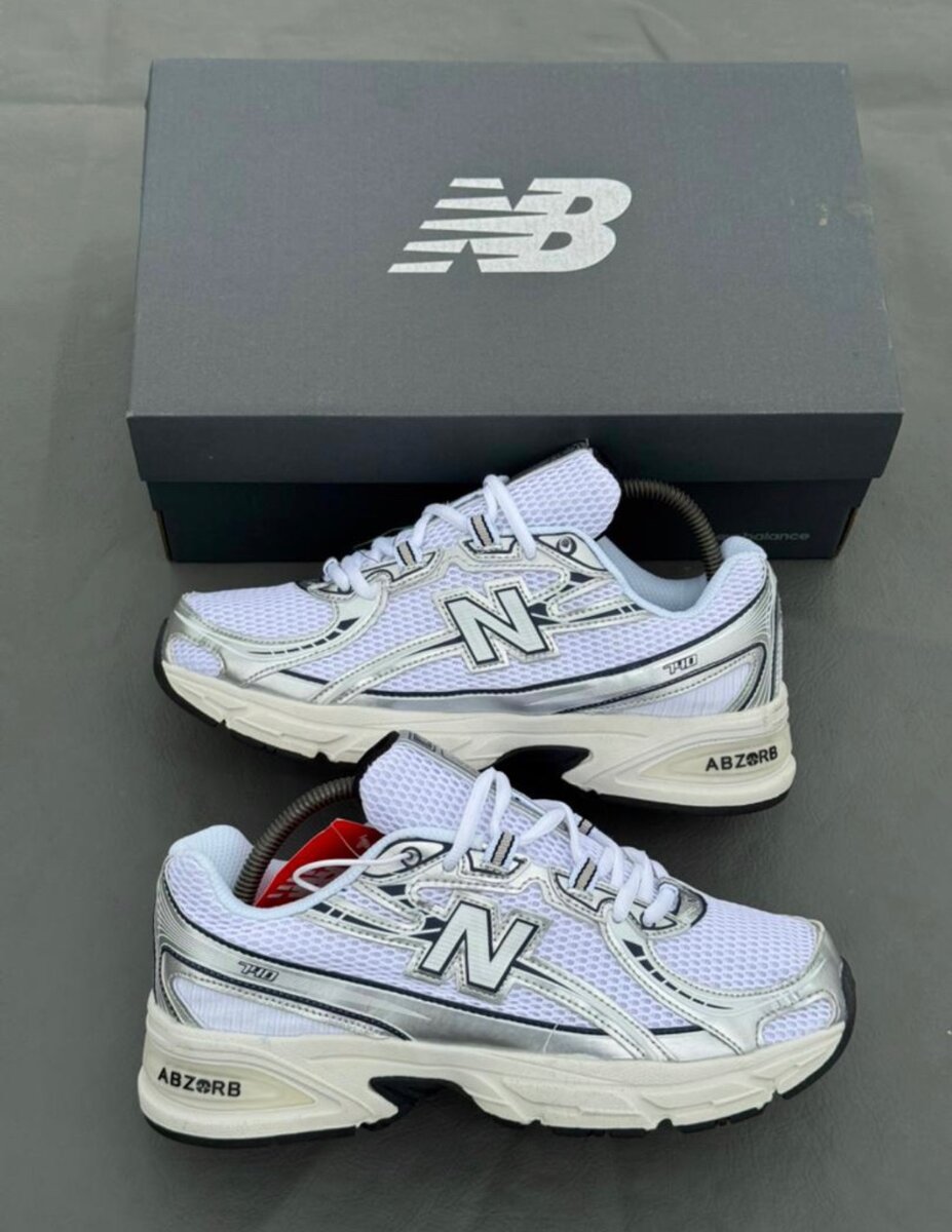 New Balance Sneakers ABZORB