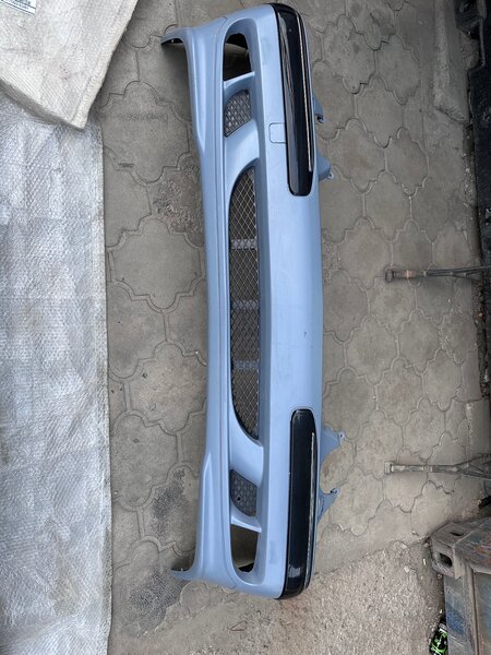Бампер передний W 210