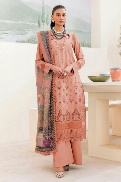 Woman's summer collection