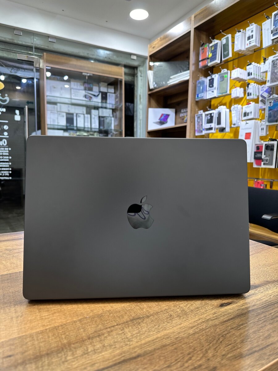 MacBook Pro M3