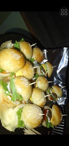 Mini burgers apéritifs délicieux