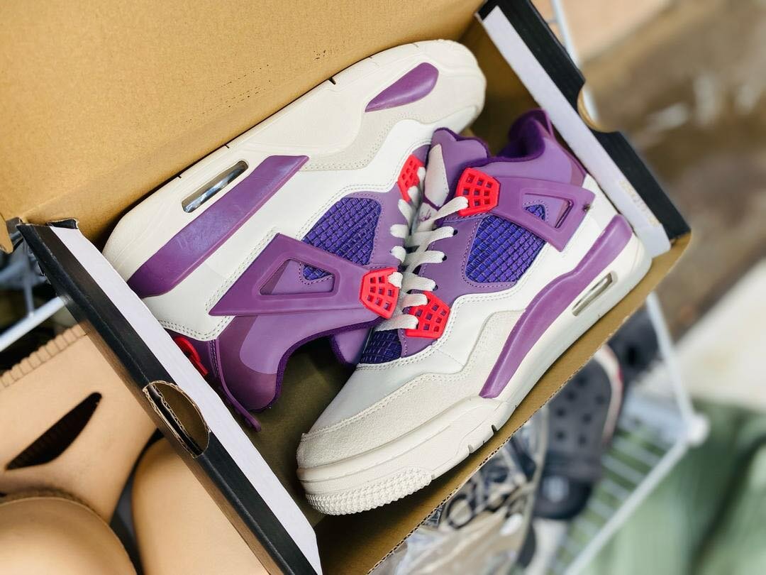 Air Jordan 4