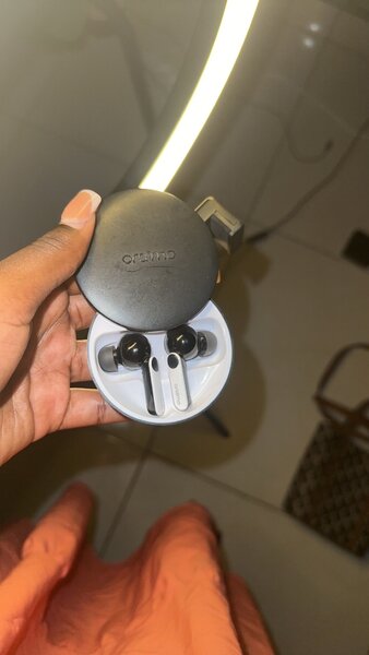 Écouteurs sans fil Oraimo ANC