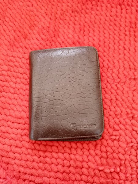 portefeuille en cuir