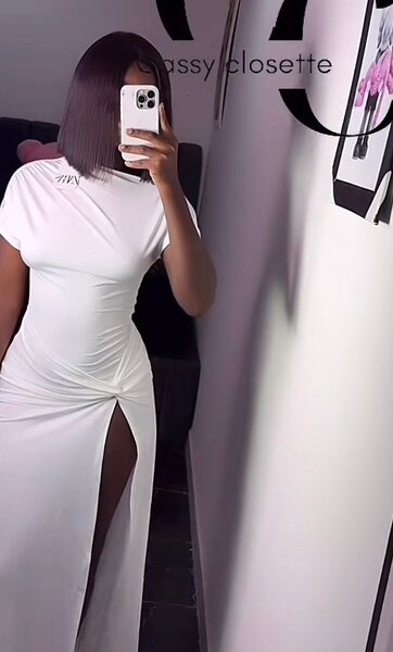 Robe élégante drapée femme