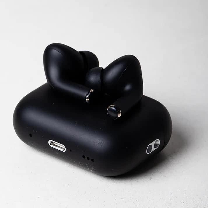 Black AirPods pro