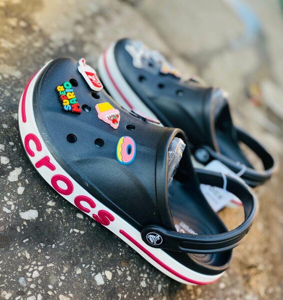 Bayaband Crocs