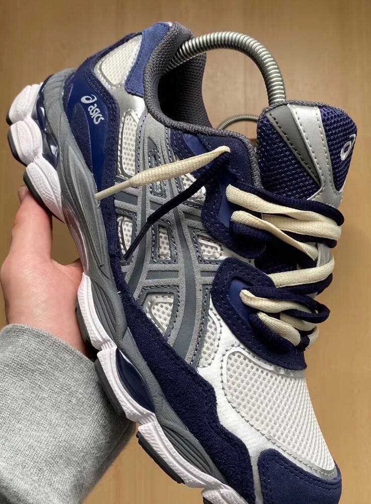 Baskets Asics  original