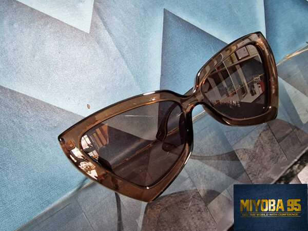 SEE THE WORLD WITH CONFIDENCE High-quality sunglasses 