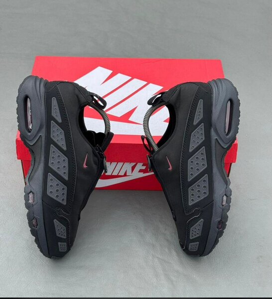 Sandales sport Nike noires