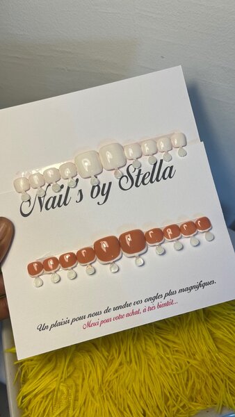 Ongles Précollés Colorés