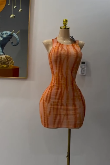 Short dress orange